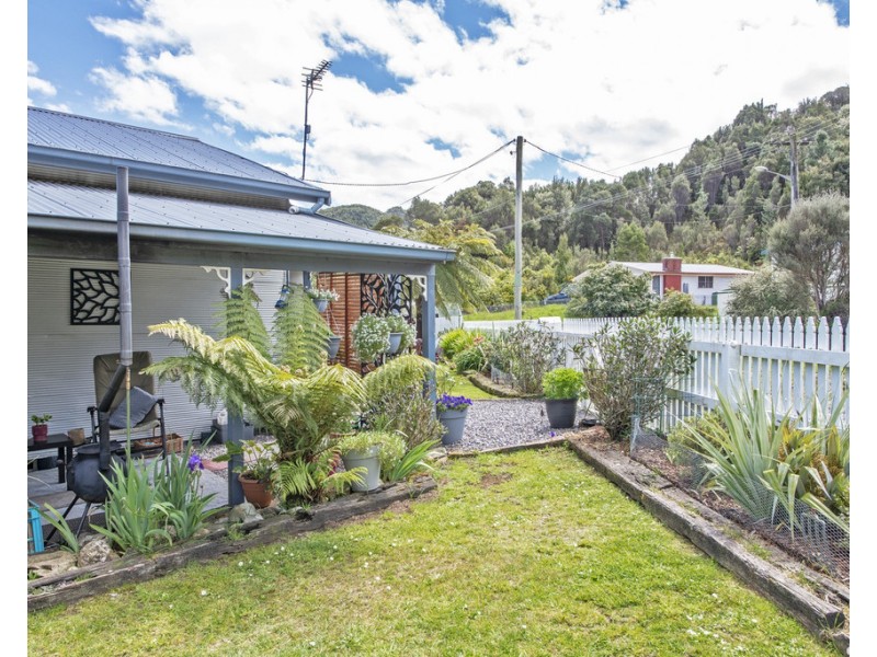 22 Lovett Street, Queenstown TAS 7467