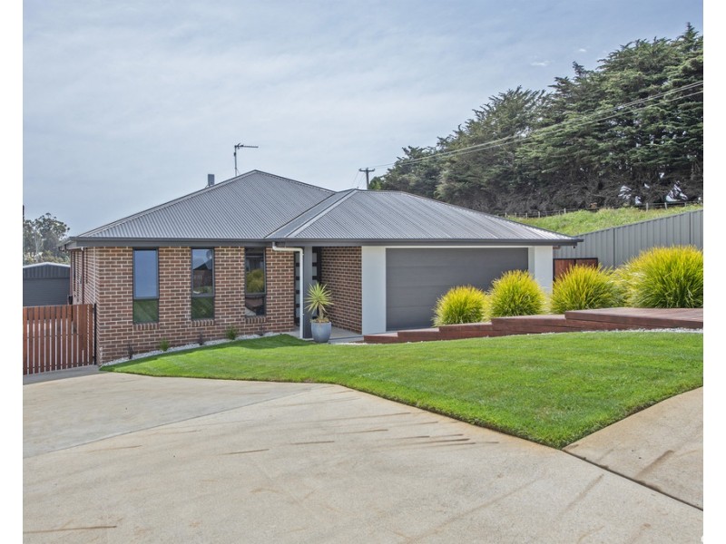 3 Oasis Drive, Shorewell Park TAS 7320