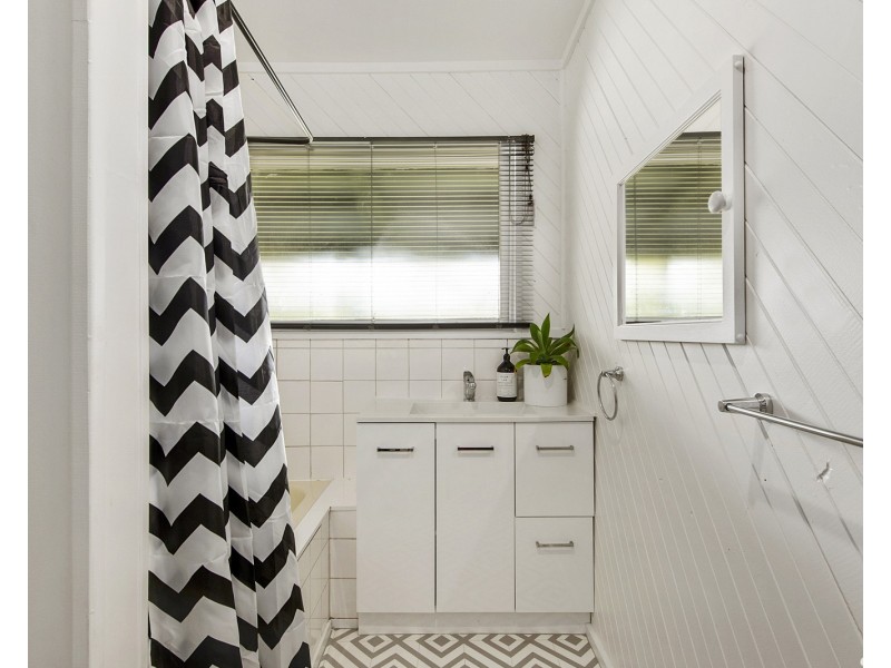 7 Madden Street, Tullah TAS 7321