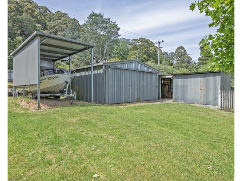 7 Madden Street, Tullah TAS 7321