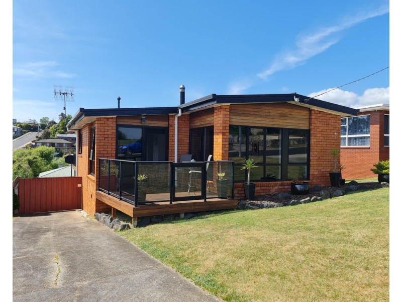 31 Paraka Street, Parklands TAS 7320