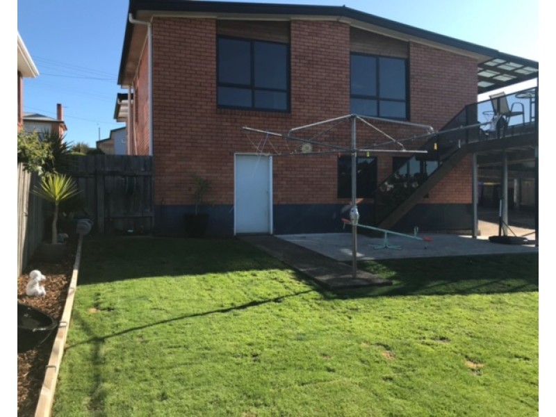 31 Paraka Street, Parklands TAS 7320