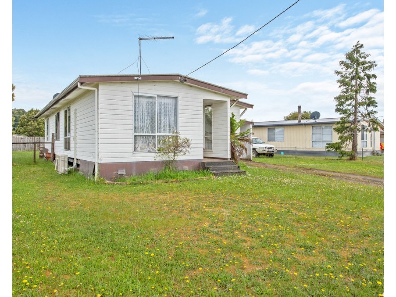 5 Comstock Court, Zeehan TAS 7469