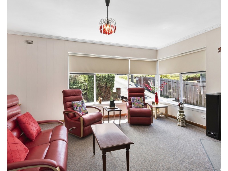 243 Mount Street, Upper Burnie TAS 7320