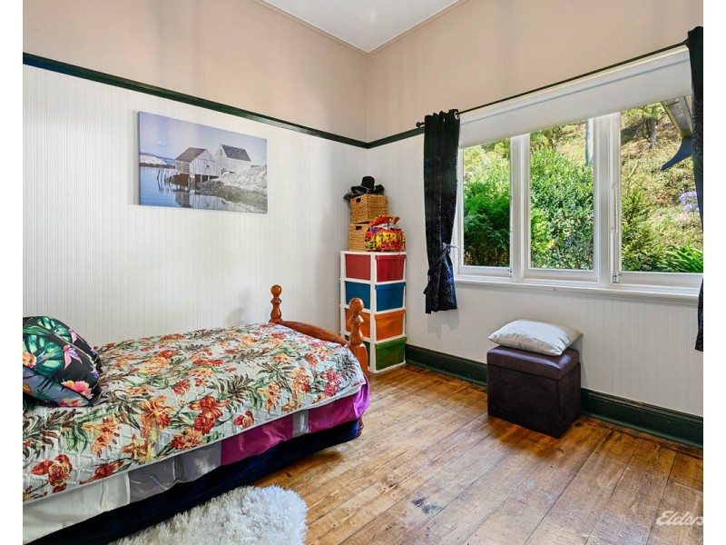 16 View Road, Burnie TAS 7320