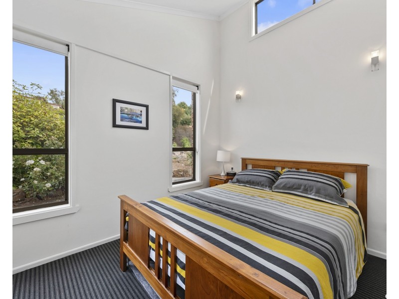 2 Chanel Street, Park Grove TAS 7320