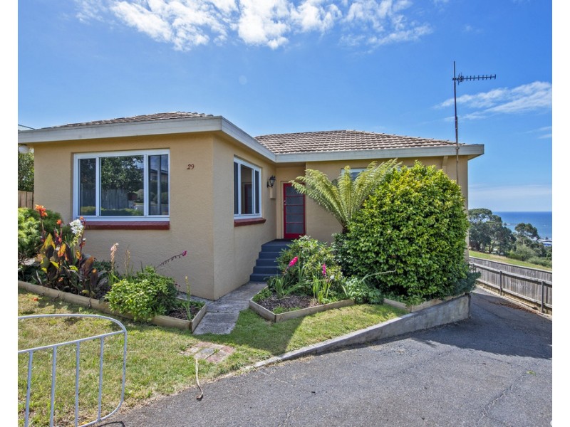29 Abbott Street, Upper Burnie TAS 7320