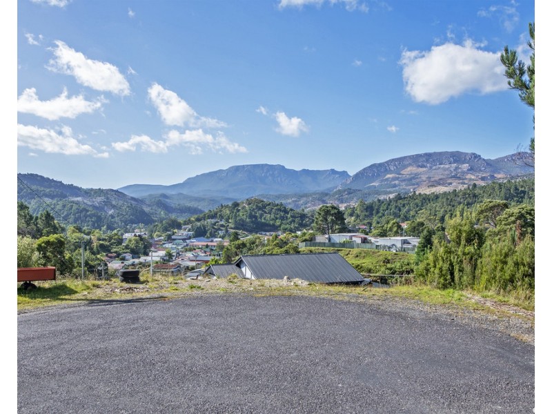 12 Brooklyn Street, Queenstown TAS 7467