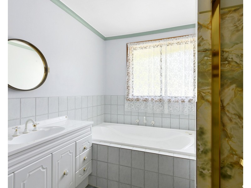 10 Cedar Place, Romaine TAS 7320