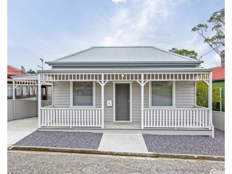 8 Peters Street, Queenstown TAS 7467