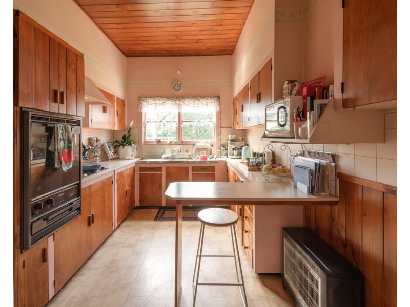 6 Upper Bourke Street, Burnie TAS 7320