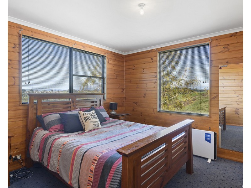 203 West Mooreville Road, East Cam TAS 7321