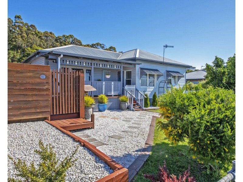 16 Pelissier Street, Somerset TAS 7322