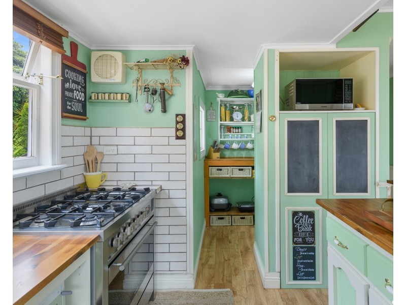 16 Pelissier Street, Somerset TAS 7322