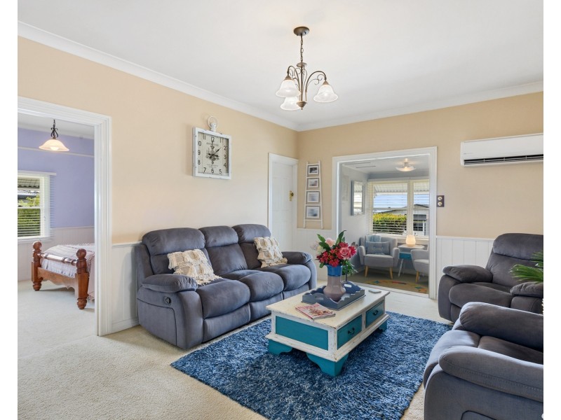 16 Pelissier Street, Somerset TAS 7322