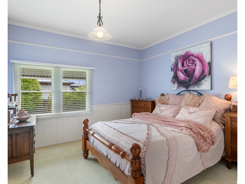16 Pelissier Street, Somerset TAS 7322