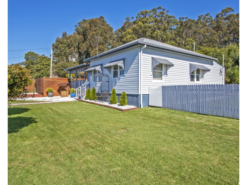 16 Pelissier Street, Somerset TAS 7322