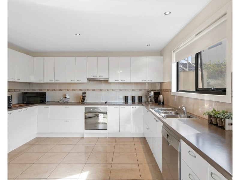 4 Panorama Crescent, Cooee TAS 7320