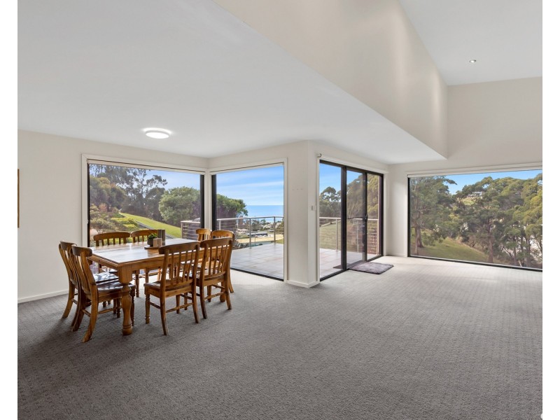 4 Panorama Crescent, Cooee TAS 7320
