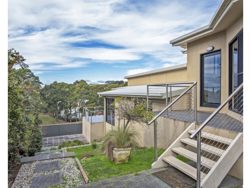 4 Panorama Crescent, Cooee TAS 7320