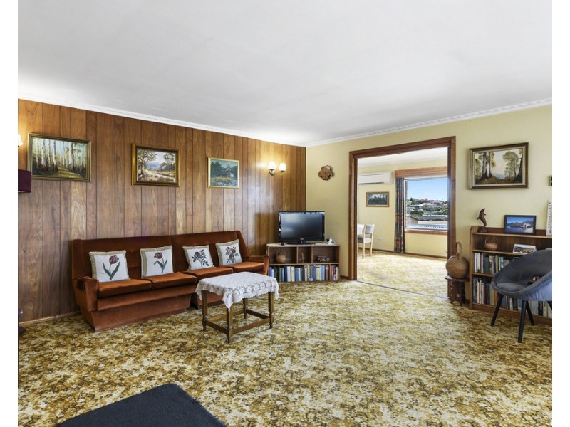 38 West Street, Upper Burnie TAS 7320