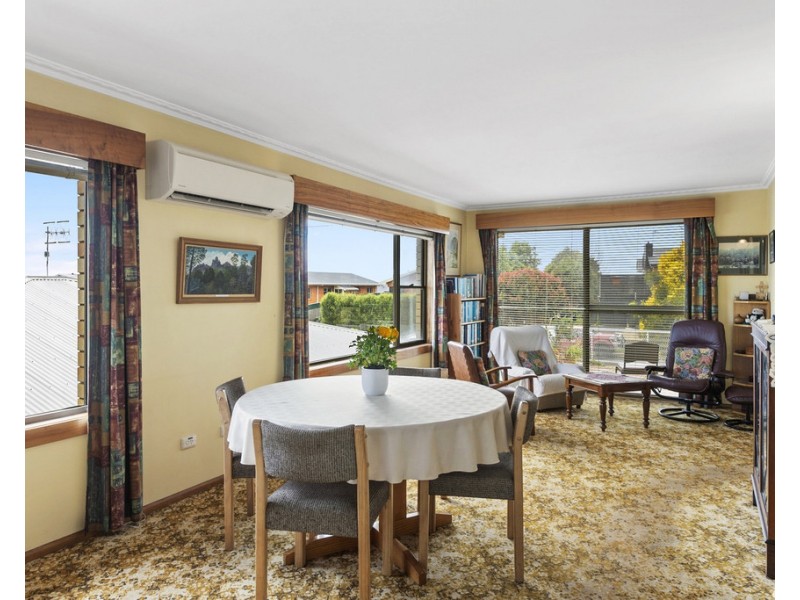 38 West Street, Upper Burnie TAS 7320