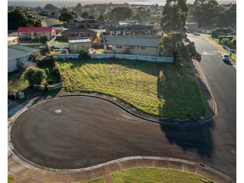 8 Wright Street, Shorewell Park TAS 7320