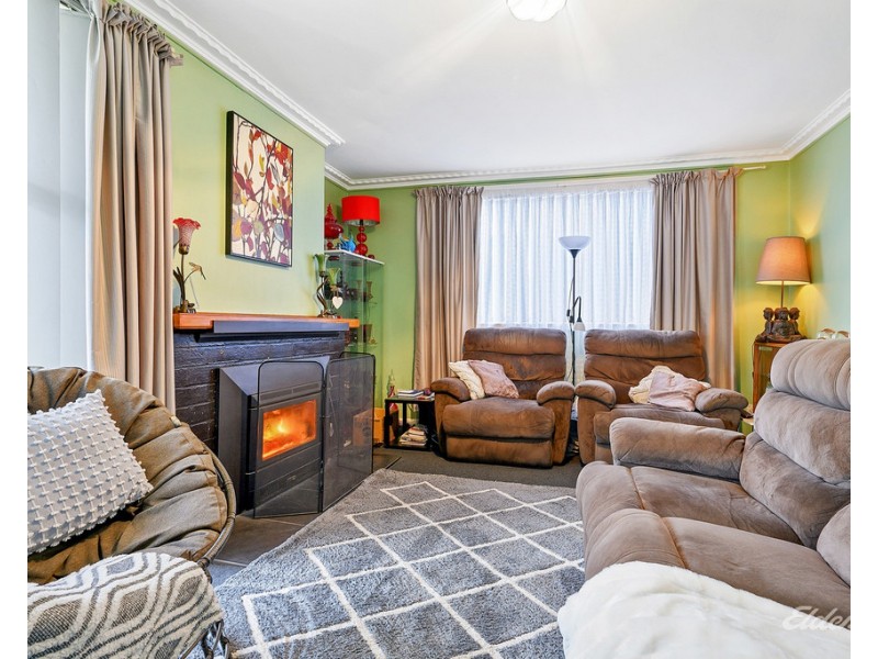 18 Lewis Street, Somerset TAS 7322