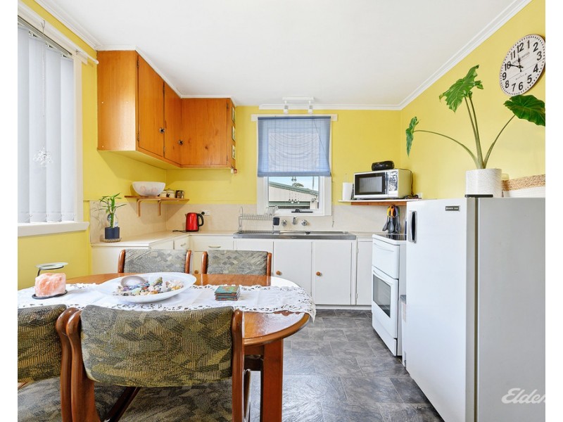 18 Lewis Street, Somerset TAS 7322