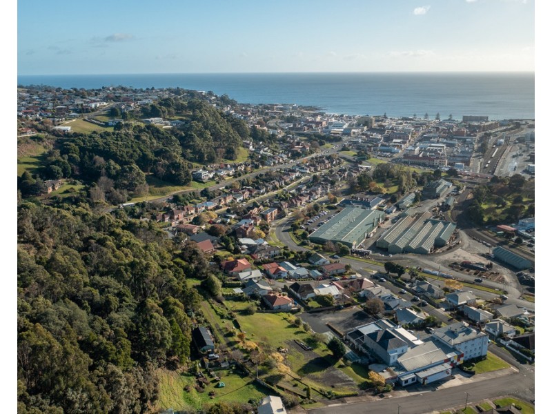 22 Edwardes Street, South Burnie TAS 7320