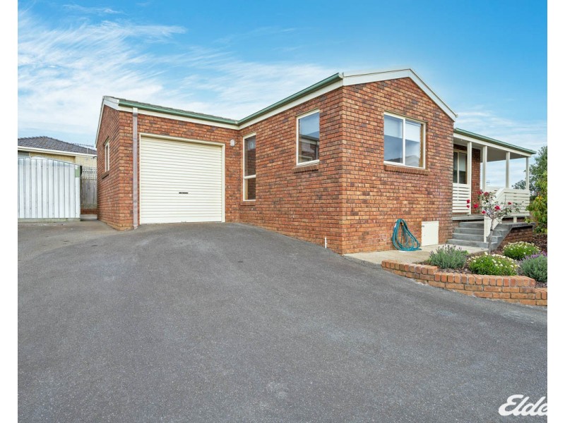 2/37 Thorne Street, Upper Burnie TAS 7320