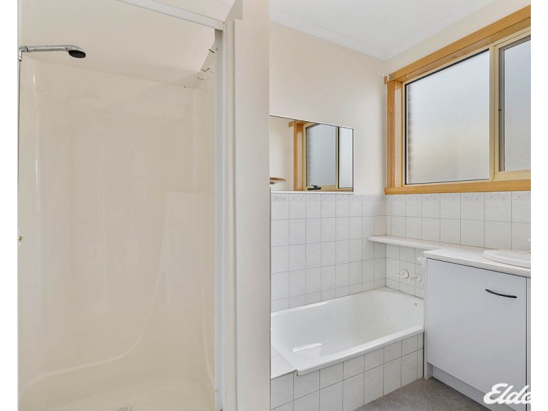 2/37 Thorne Street, Upper Burnie TAS 7320