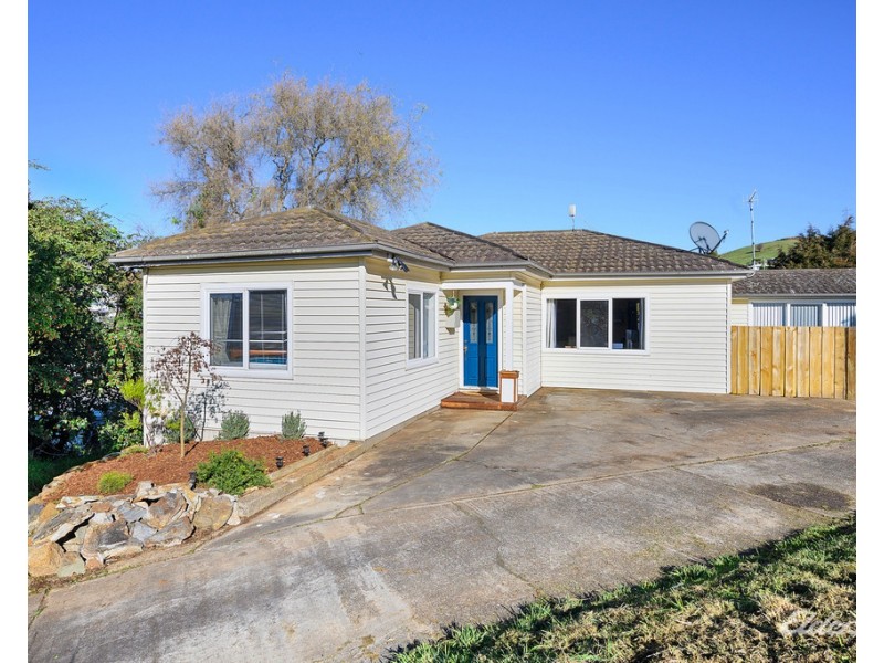 316 Mount Street, Upper Burnie TAS 7320