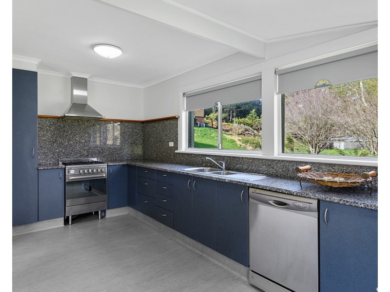 11 Jack Street, Strahan TAS 7468