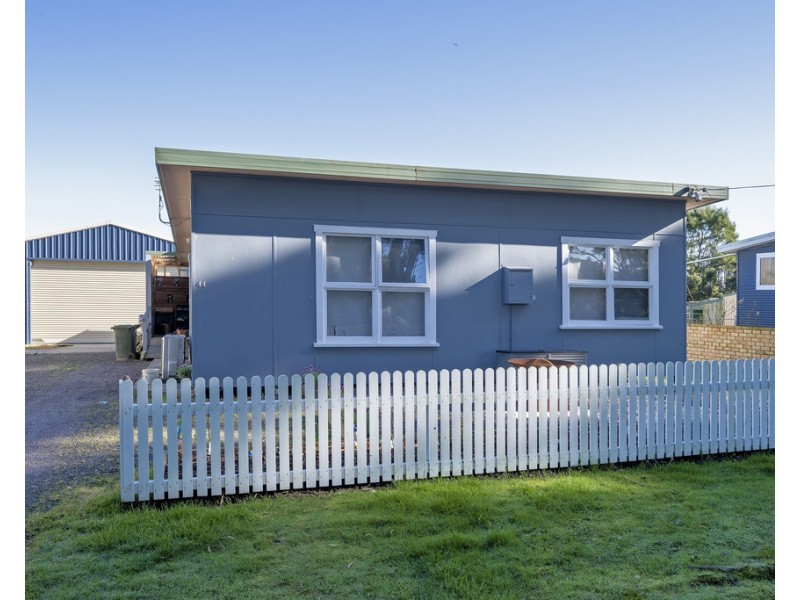 44 Lettes Bay Road, Strahan TAS 7468