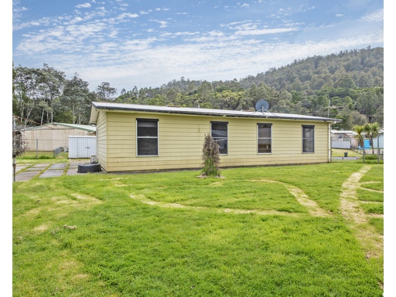 2 Huon Court, Rosebery TAS 7470