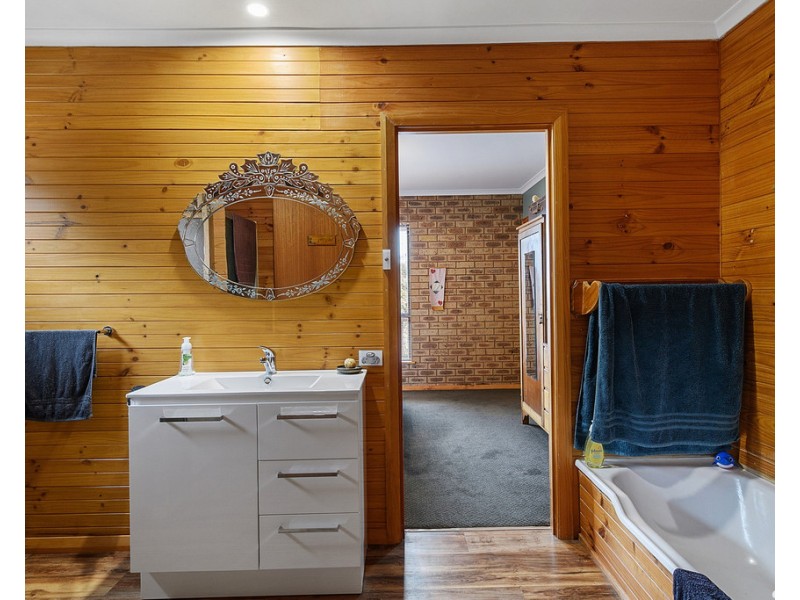 352 Seabrook Road, Somerset TAS 7322