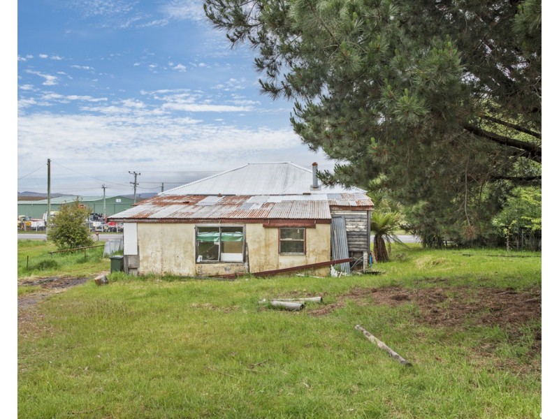 346 Main Street, Zeehan TAS 7469