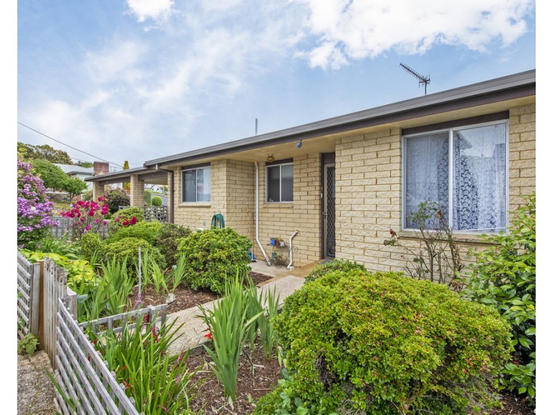 Unit 1/3 Hayes Street, Hillcrest TAS 7320