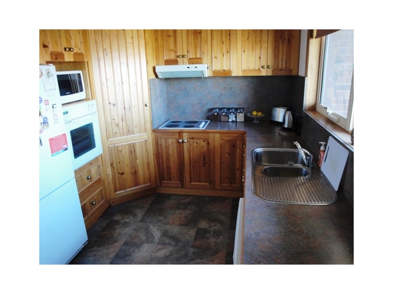 Unit 2 / 4 William Street, Burnie TAS 7320