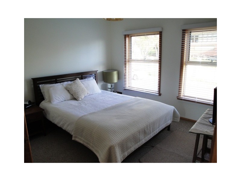 Unit 2 / 4 William Street, Burnie TAS 7320