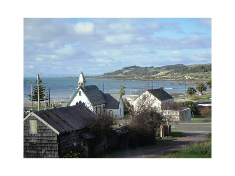 Unit 5 / 20 Main Road, Penguin TAS 7316