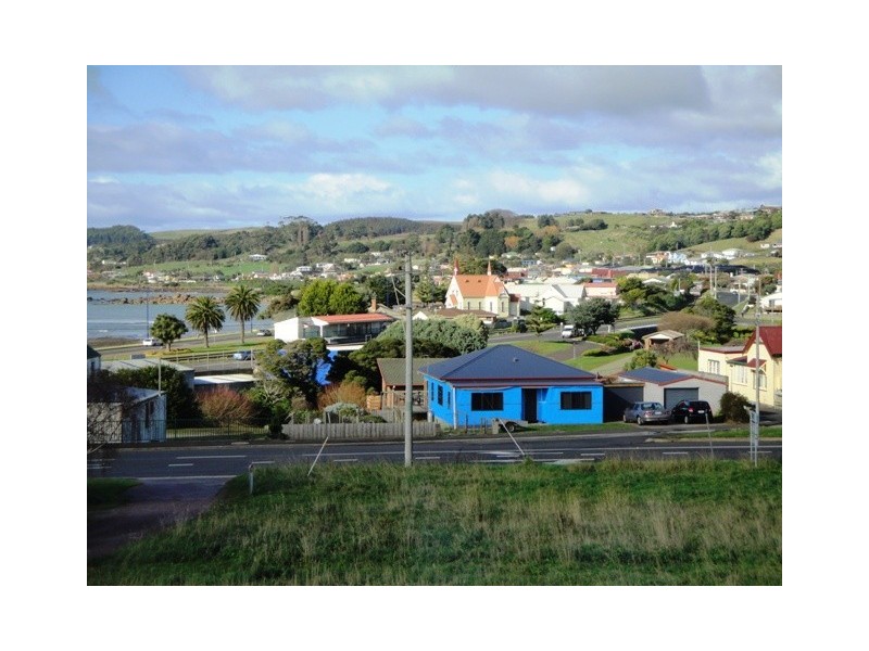 Unit 5 / 20 Main Road, Penguin TAS 7316