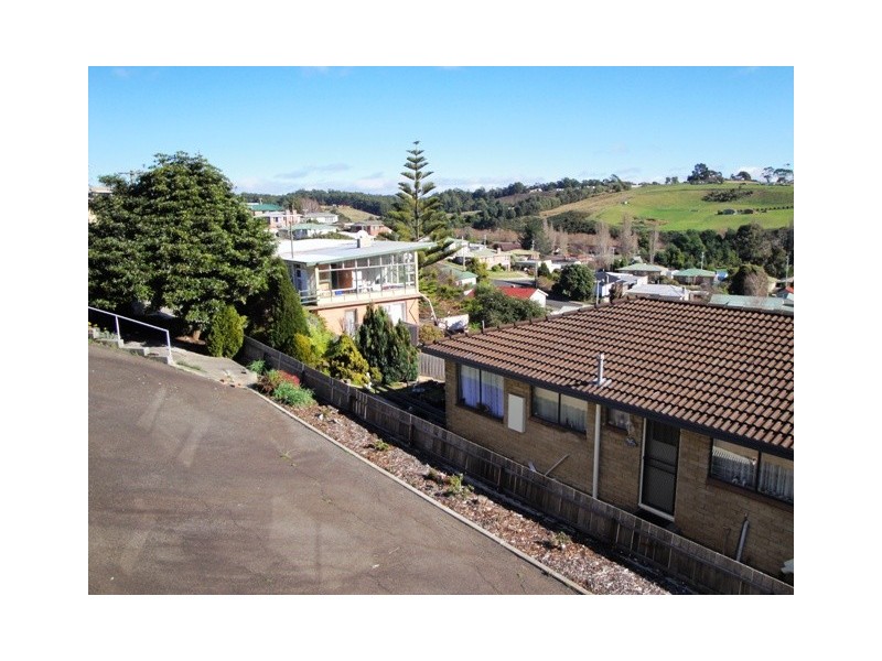 25 Quinn Street, Penguin TAS 7316