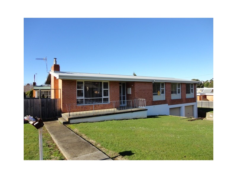 13 Cranwell Street, Burnie TAS 7320