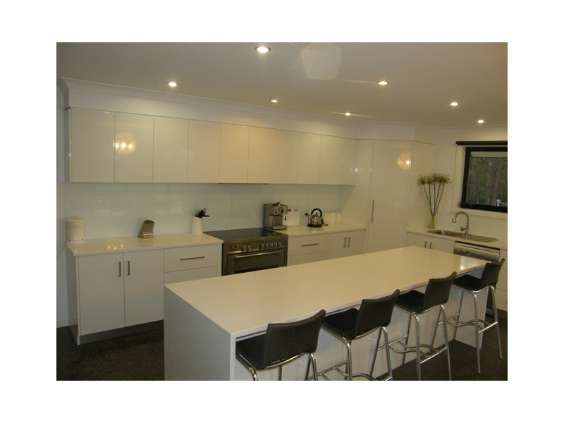 17 Allegra Drive, Heybridge TAS 7316