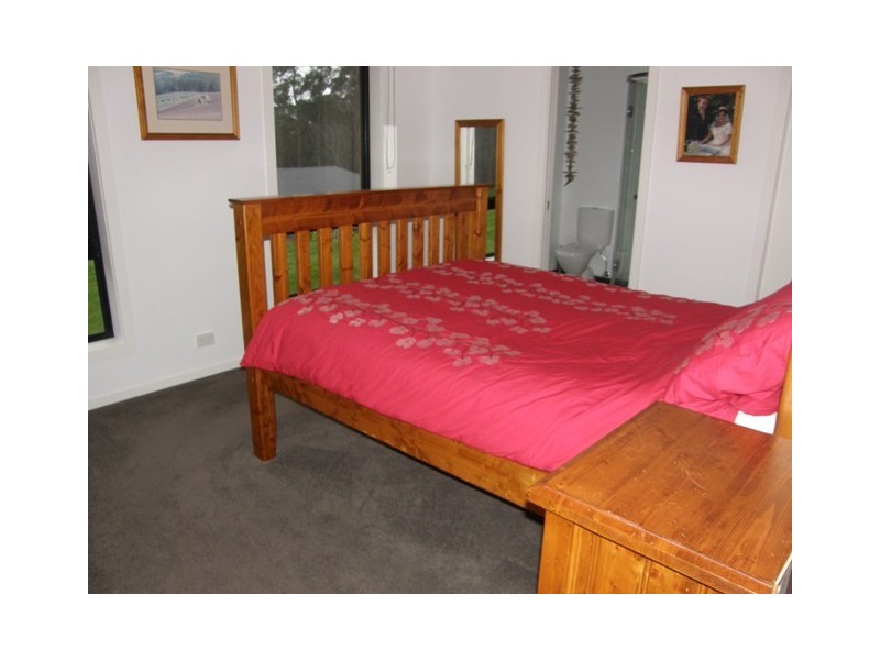 17 Allegra Drive, Heybridge TAS 7316