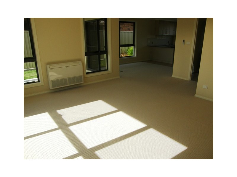 Unit 1 / 16 York Street, Wynyard TAS 7325