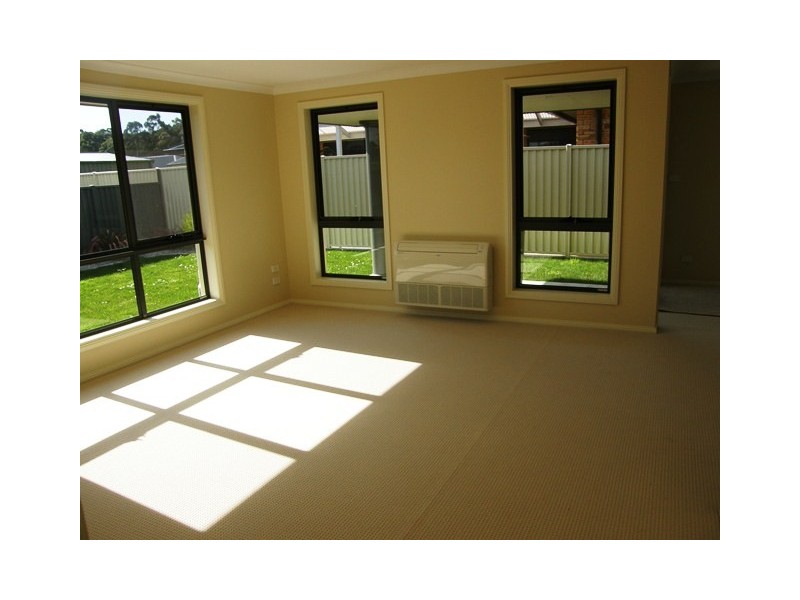 Unit 1 / 16 York Street, Wynyard TAS 7325