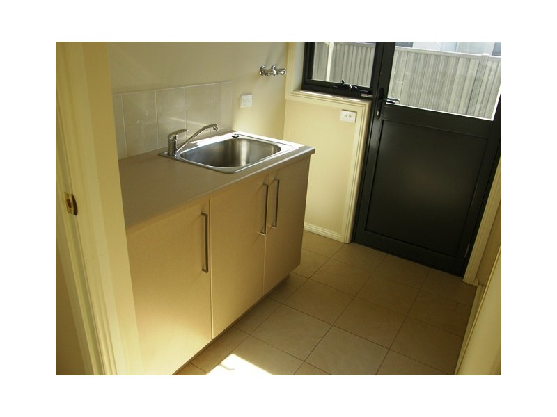 Unit 1 / 16 York Street, Wynyard TAS 7325